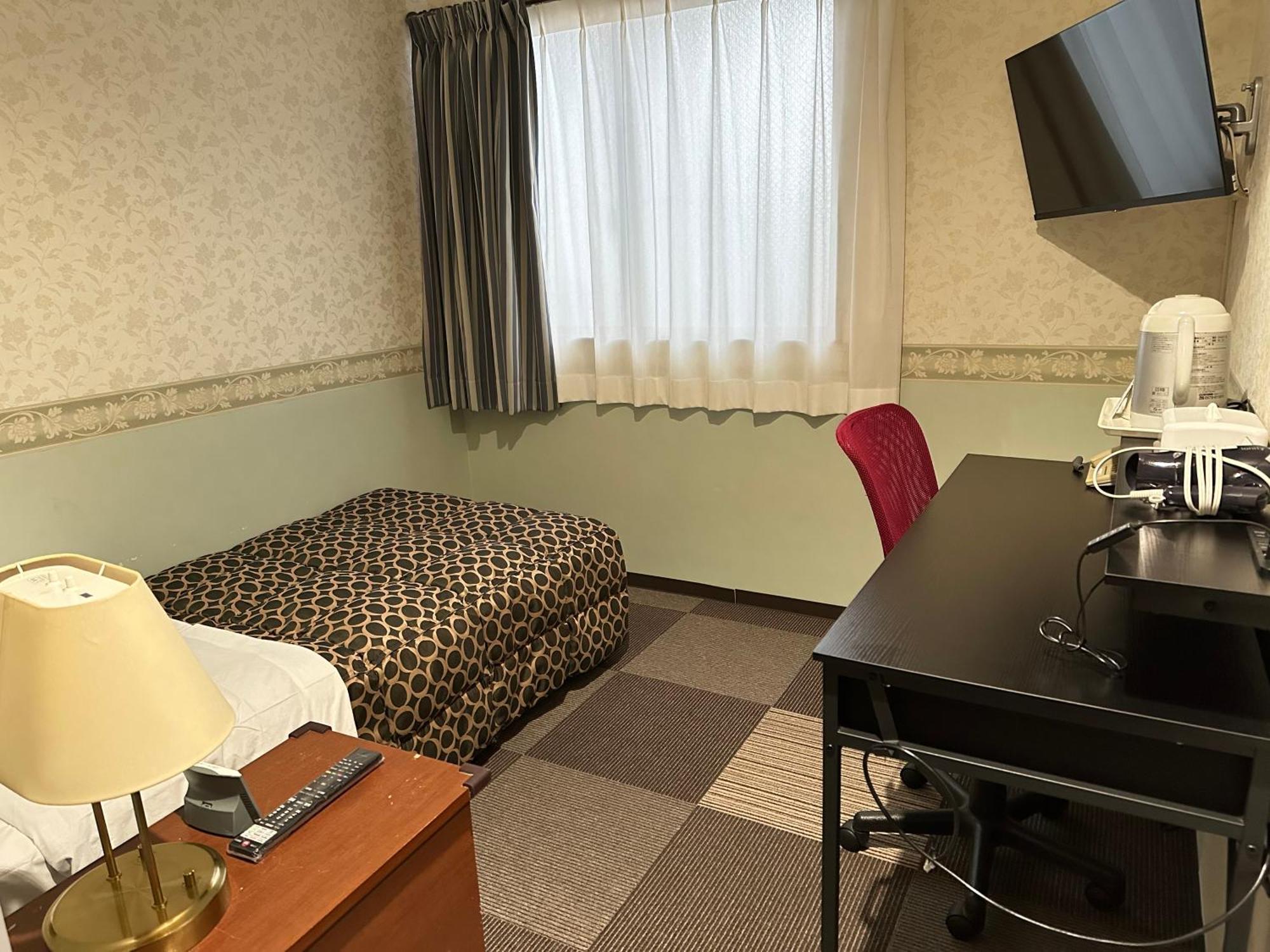 Futsukaichi Green Hotel Csikusino Kültér fotó
